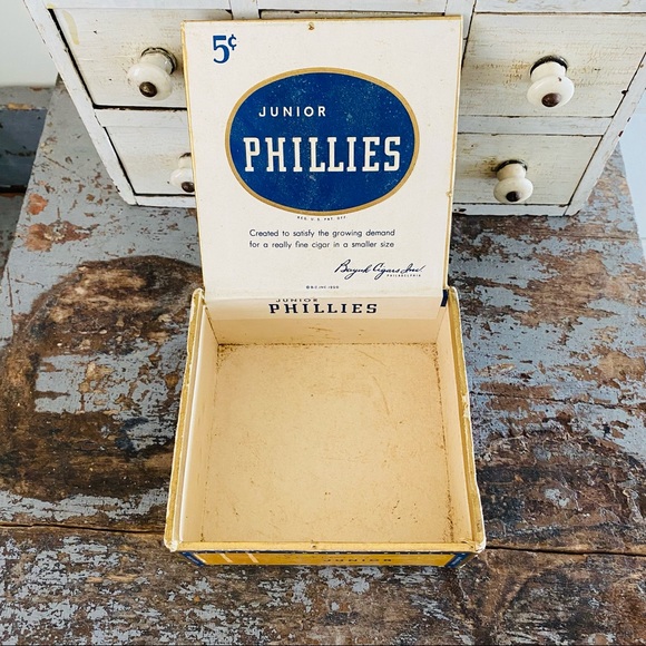 ♥️ Vintage ♥️ Junior Phillies Cigar Box - Picture 8 of 8